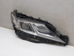 Стекло фары правой для Toyota Camry V70 2017>, б/у