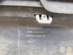 Решетка в бампер центральная для Renault Duster 2011>, OEM 622542036R - вид 9 (фото)