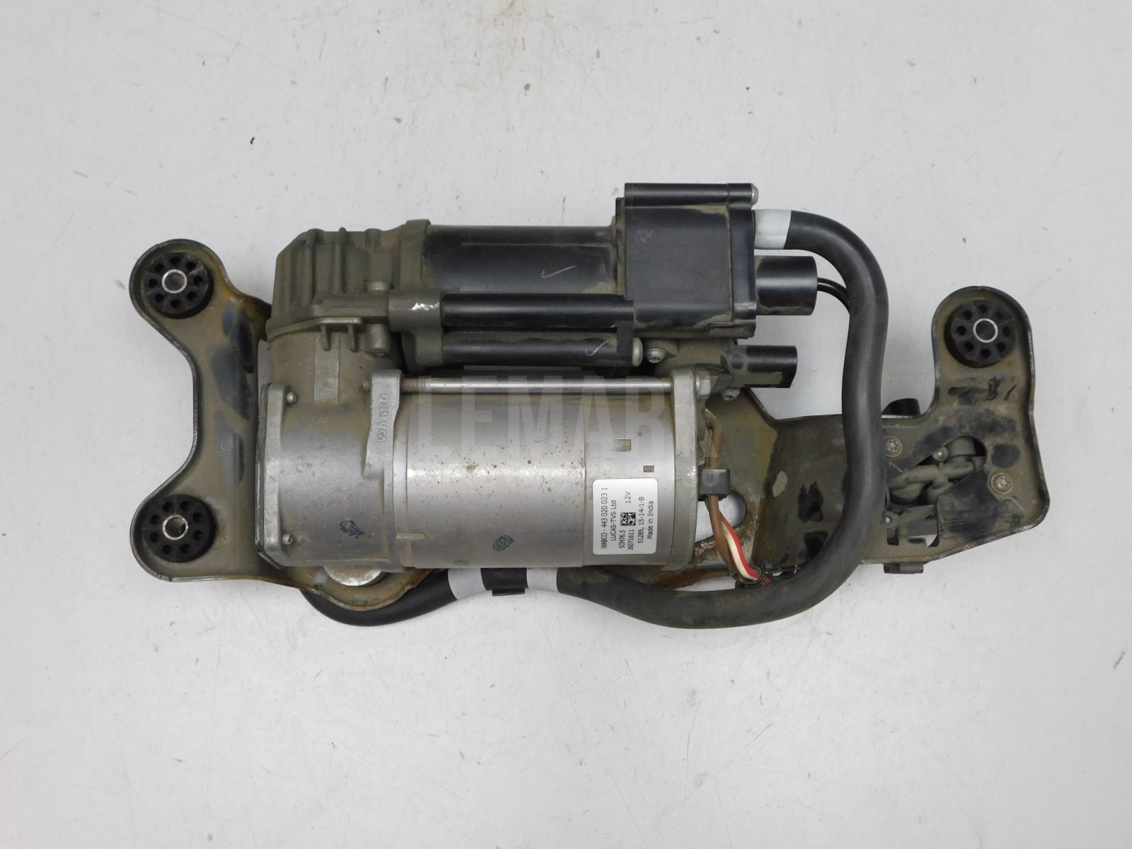 Компрессор пневмоподвески BMW X5 F15 2013-2018 37206868998