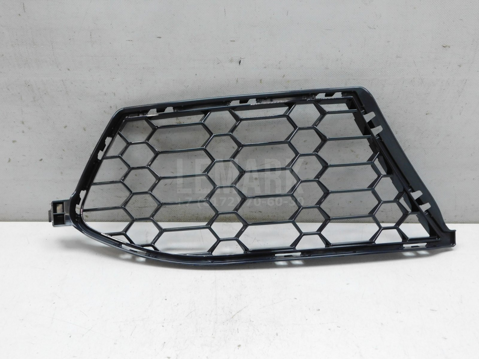Решетка в бампер правая BMW M4 G82/G83 2020> 51118069440