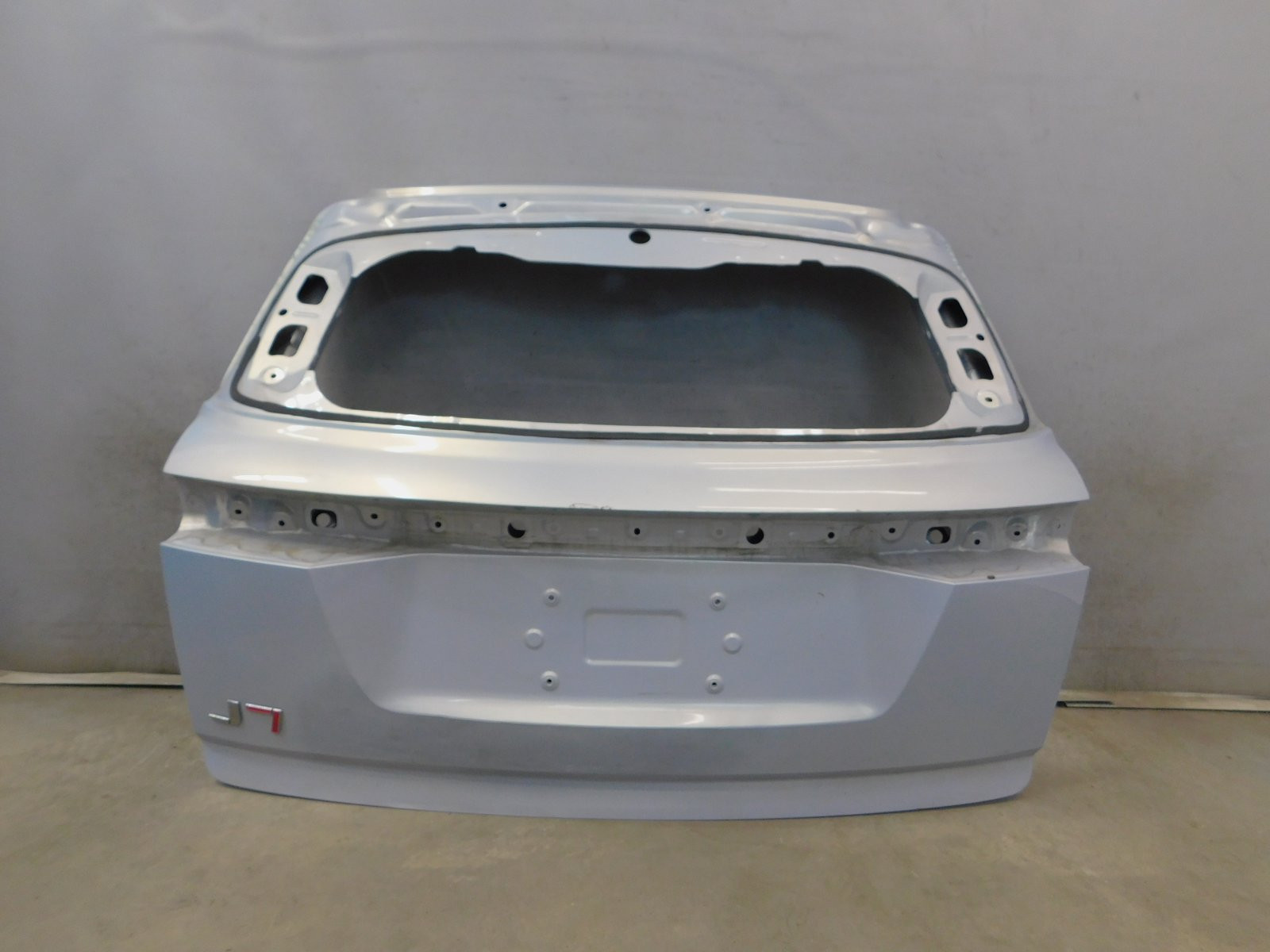 Дверь багажника Jaecoo J7 2023>