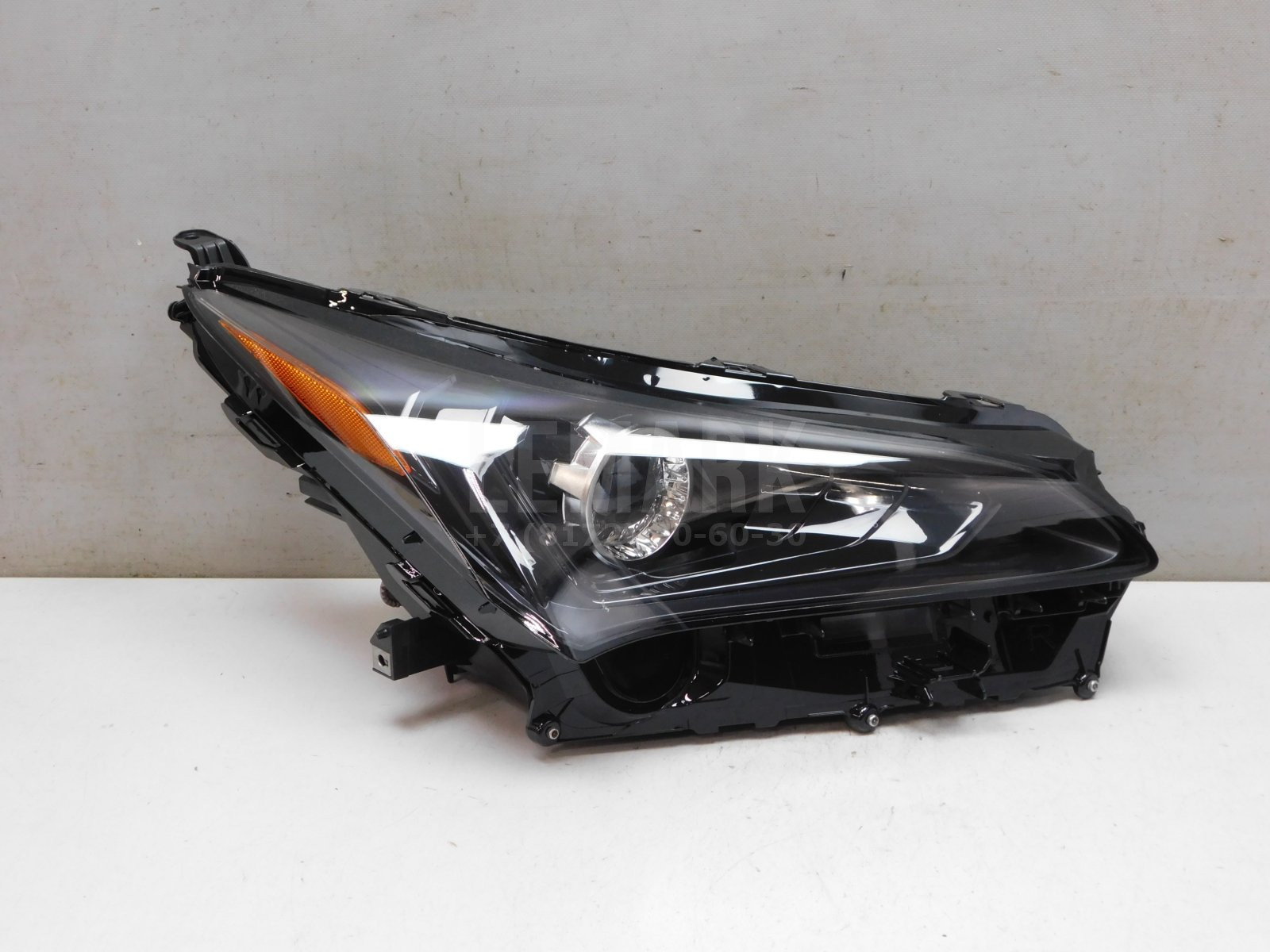 Фара правая Lexus NX 200 2014> 8114578180